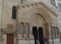 Eingang von St.Trophime in Arles