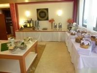 Frühstück im Montemezzi bei Zwischenübernachtung