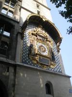 Große Uhr am Palais de Justice