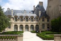 Hôtel de Sully