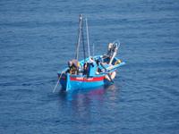 Kleines einsames Fischerboot