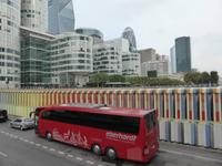 La Defense und unser Bus