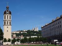 Lyon - Place Bellecour, Blick zur Basilika Notre-Dame