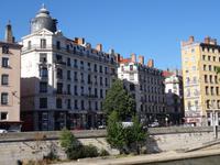 Lyon - Saone-Ausfahrt, Blick auf die 3D- Fassade 