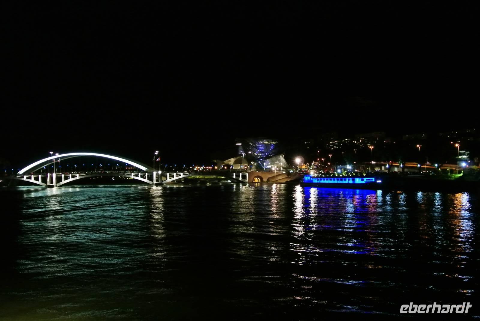Lyon bei Nacht