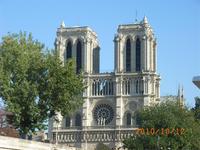 Notre Dame vom Boot aus gesehen