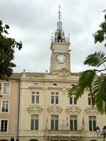 Orange: Das Rathaus