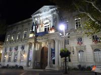 Rathaus bei Nacht