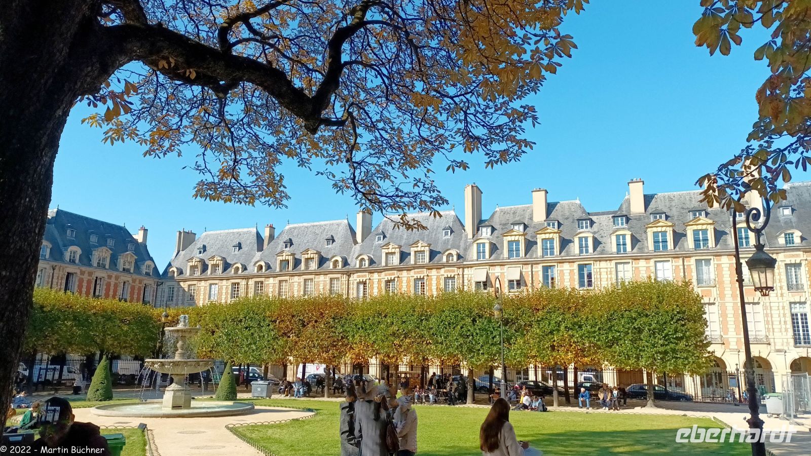 Spaziergang im Marais-Viertel - Place des Vosges