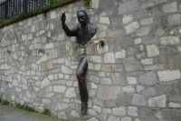 Tag 4 31.03.2024, Ein Mann geht durch die Wand