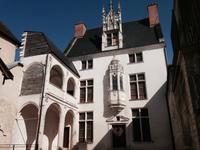 Troyes