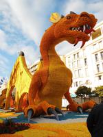 Zitrusfrucht-Drache