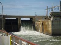 an der Schleuse