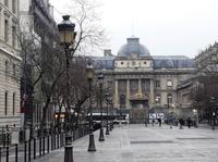 b. Palais de Justice
