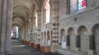 in der Kathedrale von Le Mans