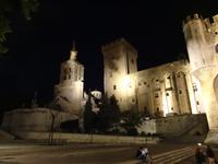 nächtlicher Spaziergang durch Avignon - Platz der Paläste