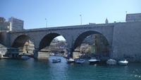 romantisches Fischereck Marseille bei Bootsfahrt rund um Chateau d'if 