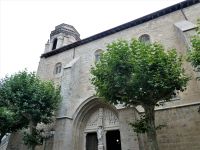 vor der Kirche St.Jean