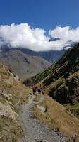 Georgien, Stepanzminda, Wanderung zur Gergetikirche