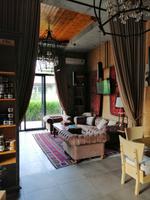 Weinverkostung auf dem Chamber of Georgien Wine.