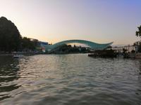 Tbilisi, Bootsausflug mit Abendessen auf dem Mtkvari-Fluß