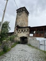 Turmbesichtigung, Mestia, Georgien