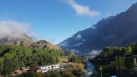 Georgien, Stepanzminda, Blick vom Hotel Porta Causasia am Morgen