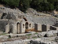 Ausflug nach Albanien - Ausgrabungen von Butrint , Blick zum Theater