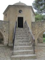 Beinhaus vor Kloser Arkadi (3)