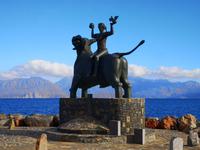 Statue der Europa am Hafen von Agios Nikolaos