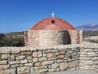 Kirche auf dem 500 Meter hohen Hügel des Orthi Petra