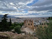 Athen - Odeon des Herodes Atticus am Fuße der Akropolis 