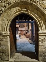 Insel Zypern - Dorf Omodos (Eingang zur alten Weinpresse)