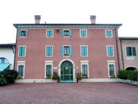  Unser Hotel in Pradelle