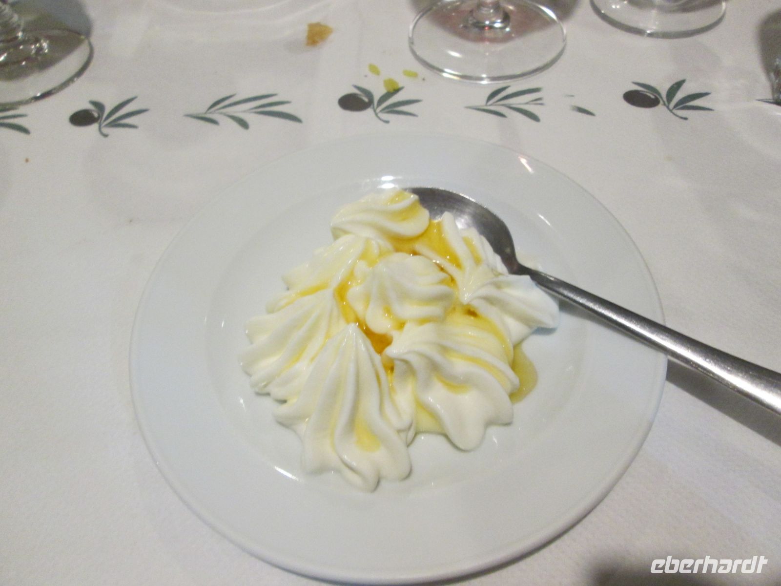 1.Abendessen: Joghurt mit Honig