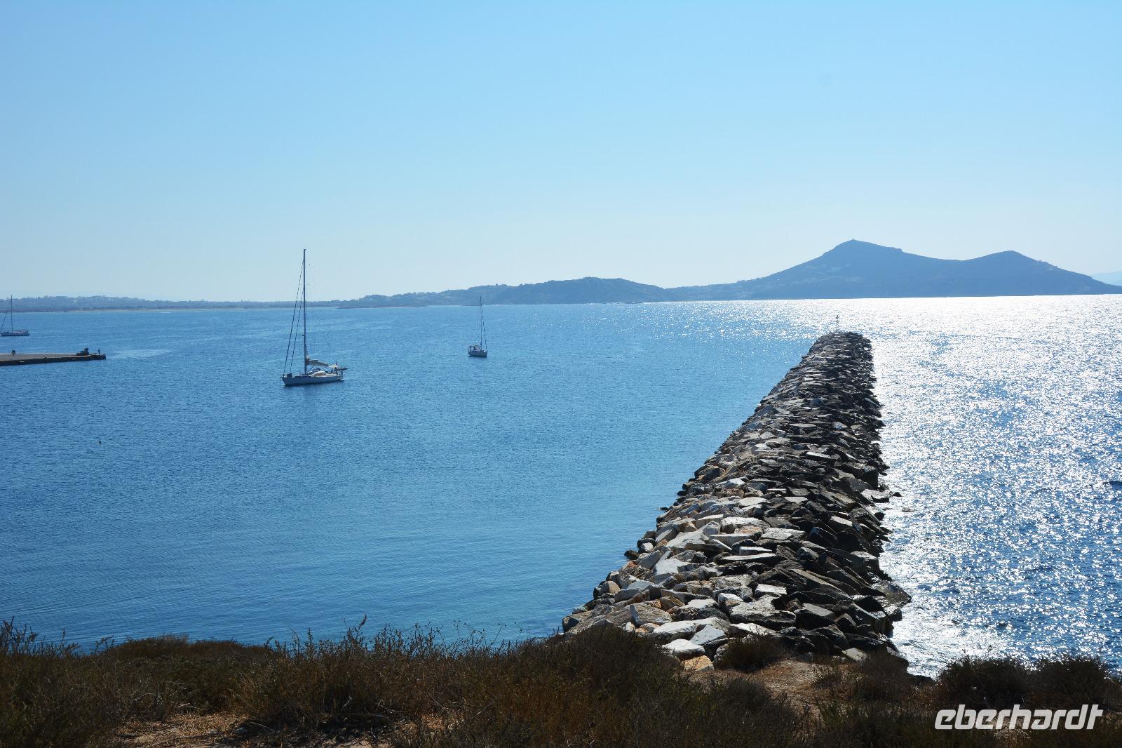 Blick auf das Meer vom Temepltor aus