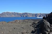Blick von Kameni auf Santorini