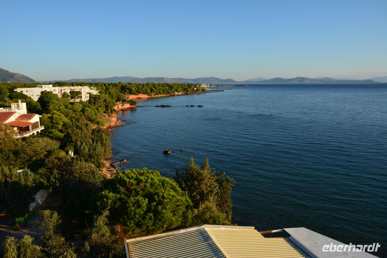Blick auf den Badeort Mati
