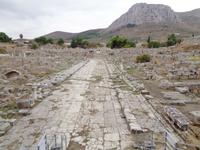 Blick zur Akropolis in Alt-Korinth