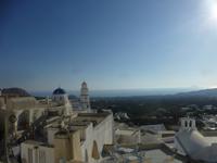 Blick vom Berdorf Pyrgos auf Santorin
