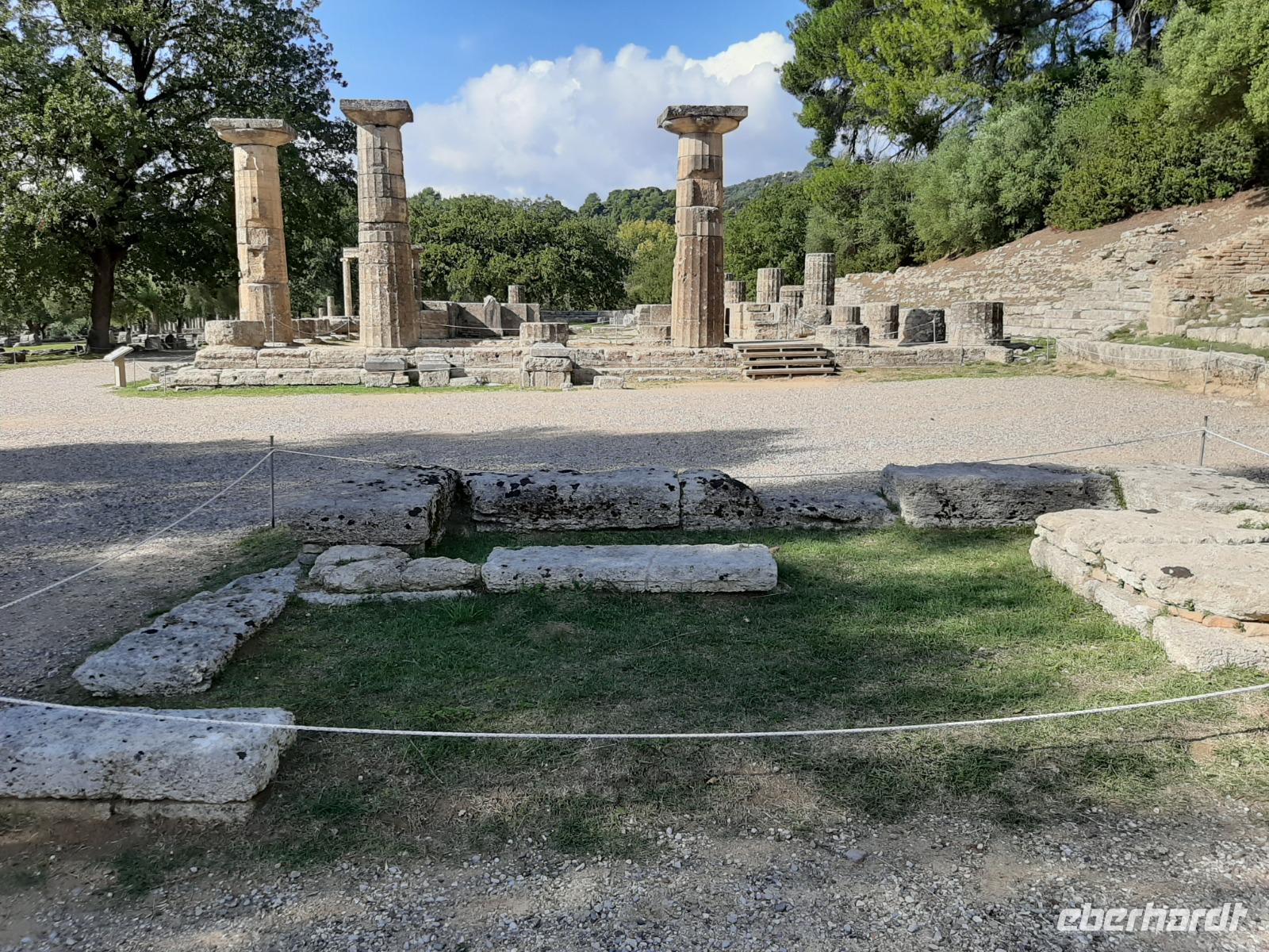 Olympia - Altar der Hera (hier wird das Olympische Feuer entzündet...)