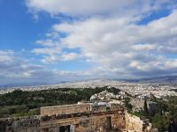 Blick von der Akropolis auf die Stadt...