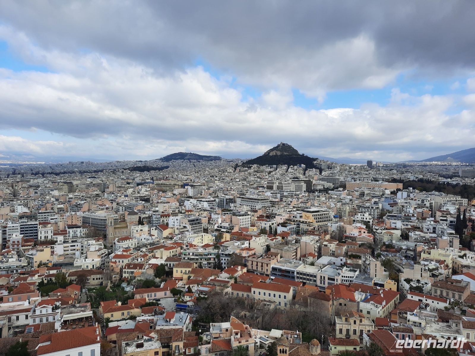 Blick von der Akropolis auf die Stadt...