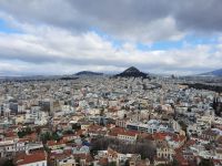 Blick von der Akropolis auf die Stadt...