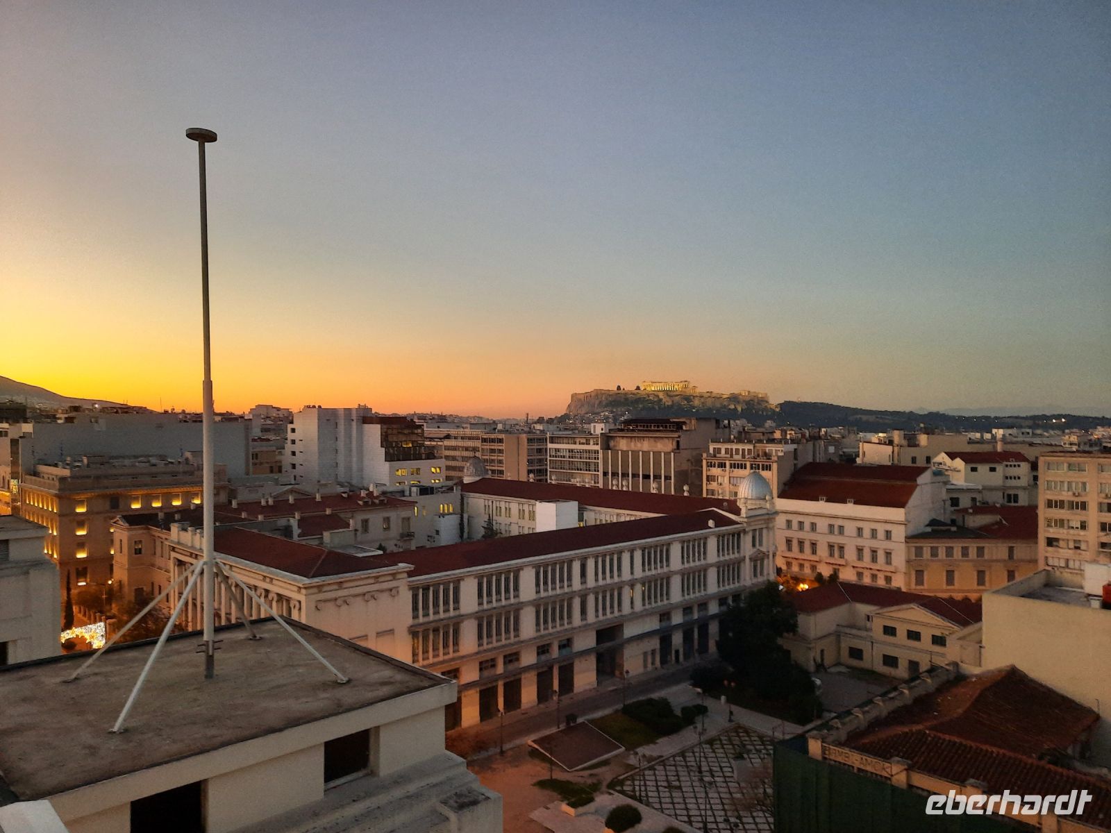 Morgenstimmung auf der Dachterrasse des Hotels 