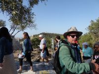 RL Simos bei seiner Einführung zur Akropolis