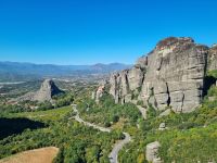 Meteora-Felsen - Ausblick vom Kloster der heiligen Barbara Roussanou... (Kloster Varlaam)