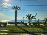 An der Küste, südliche Stadtviertel, mit Tram-Anschluss