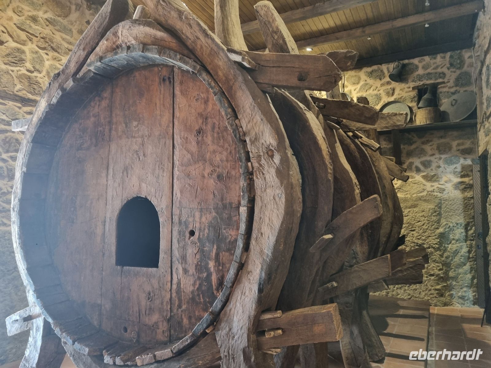 Meteora-Felsen - Kloster Varlaam (Weinfass)