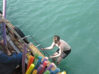 Baden im warmen Schwefelwasser